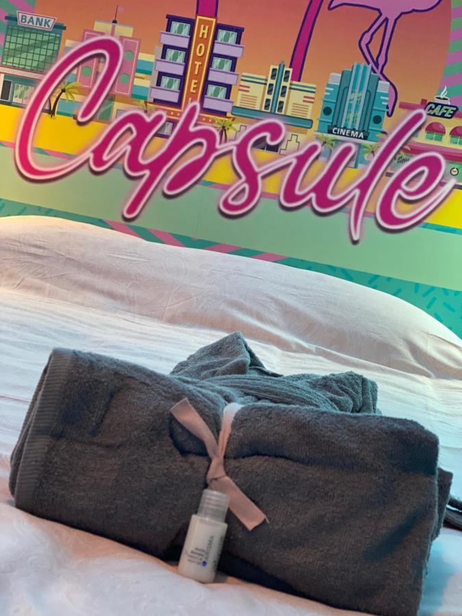 Capsule Miami Vice - Jacuzzi - Billard - Ecran Cinema & Netflix - Ping-Pong - Nintendo & Jeux- Liévin Exterior foto