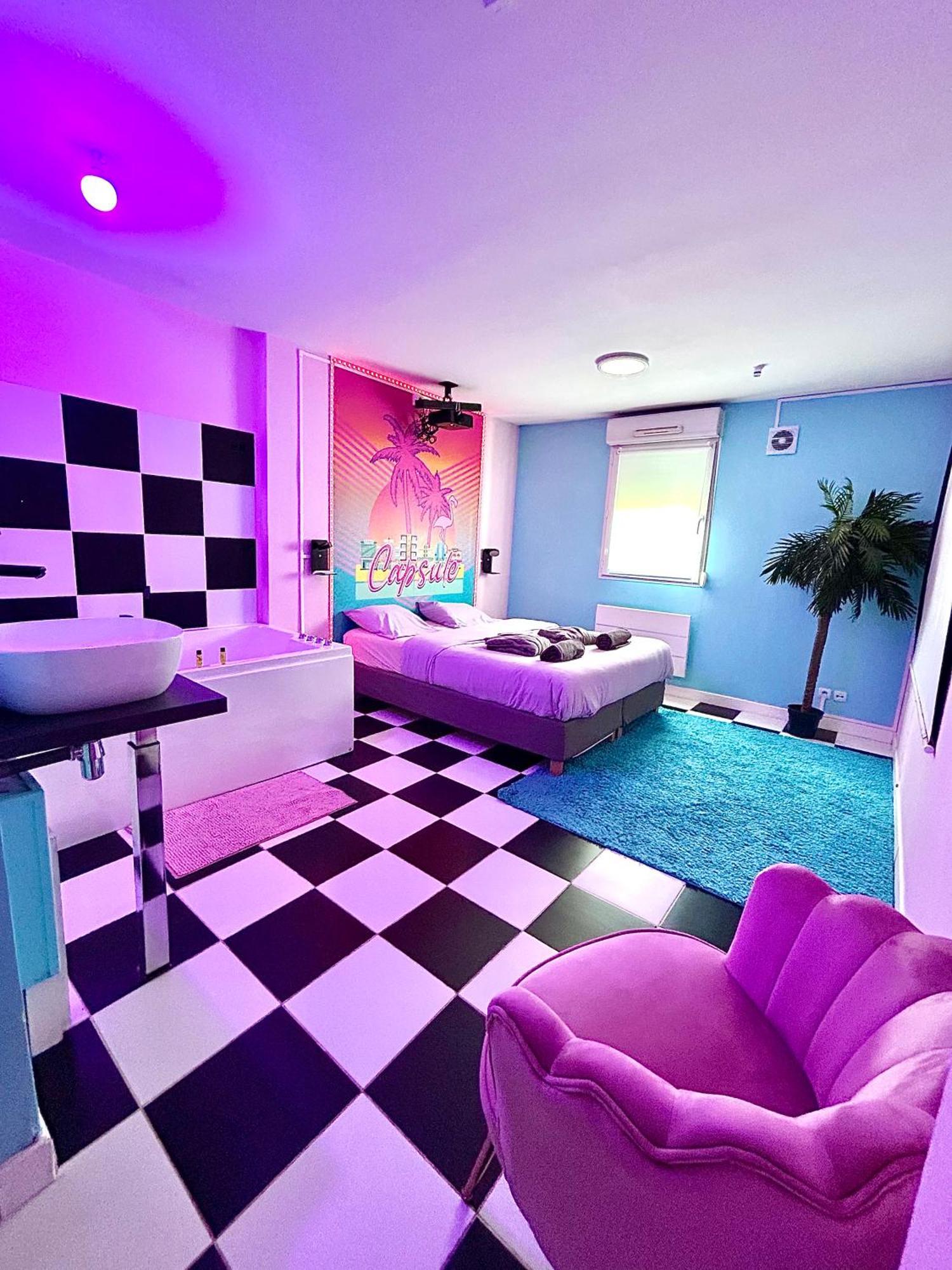 Capsule Miami Vice - Jacuzzi - Billard - Ecran Cinema & Netflix - Ping-Pong - Nintendo & Jeux- Liévin Exterior foto